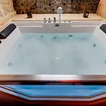 Sous Mon Toi Topdestination-dijon - Sauna & Jacuzzi - Classe 3 Etoiles Дижон