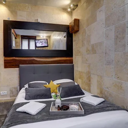 Appartement Sous Mon Toi Topdestination-dijon - Sauna & Jacuzzi - Classe 3 Etoiles