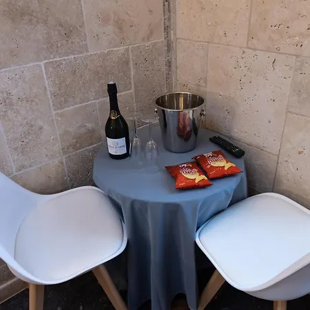 Sous Mon Toi Topdestination-dijon - Sauna & Jacuzzi - Classe 3 Etoiles *