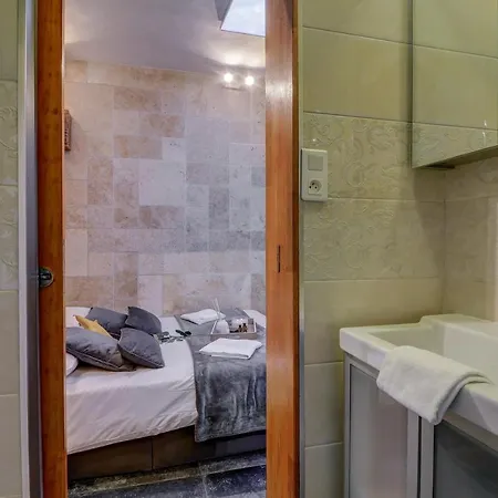 Sous Mon Toi Topdestination-dijon - Sauna & Jacuzzi - Classe 3 Etoiles Дижон